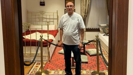 CHP milletvekili Mahmut Tanal, Yunanistan’da Atatürk Konutu Müzesi’ni ziyaret etti